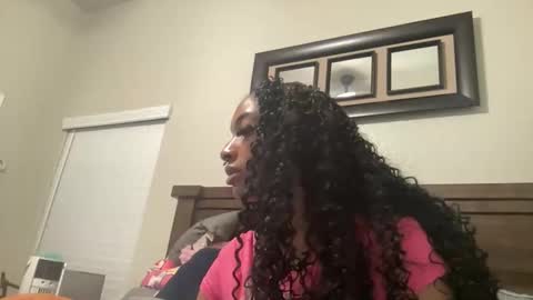 Snapshot of prettyfacefemale chatting on 03/12/26, 04:18 prettyfacefemale online show from 03/12/26, 04:18