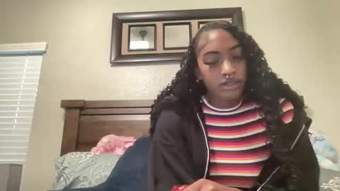 Snapshot of prettyfacefemale chatting on 04/08/26, 10:43 prettyfacefemale online show from 04/08/26, 10:43