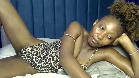 Mary online show from 11/19/25, 06:02