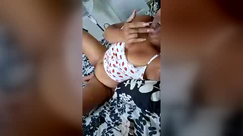 Snapshot of prettyini chatting on 08/01/26, 05:23 prettyini online show from 08/01/26, 05:23