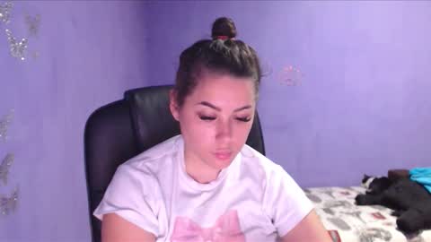 prettyjulliette online show from 12/03/24, 05:45