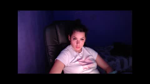 prettyjulliette online show from 12/04/24, 12:03