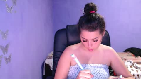 prettyjulliette online show from 12/05/24, 01:38