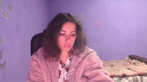 prettyjulliette online show from 12/11/24, 04:09