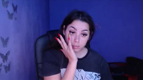 prettyjulliette online show from 12/17/24, 12:22
