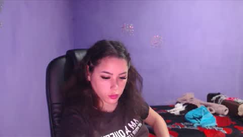 prettyjulliette online show from 12/20/24, 03:31
