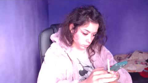 prettyjulliette online show from 12/31/24, 12:25