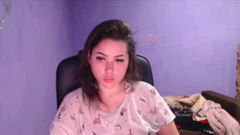 prettyjulliette online show from 01/02/25, 03:51