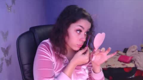prettyjulliette online show from 01/10/25, 02:02