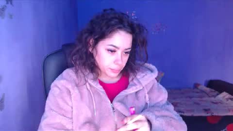 prettyjulliette online show from 01/12/25, 10:23