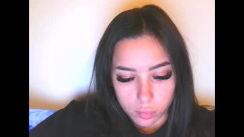 Snapshot of prettyjulliette chatting on 01/13/26, 04:01 prettyjulliette online show from 01/13/26, 04:01