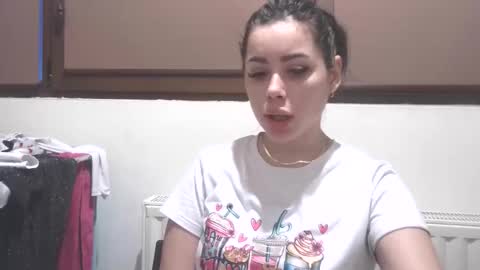 Snapshot of prettyjulliette chatting on 02/14/26, 03:42 prettyjulliette online show from 02/14/26, 03:42