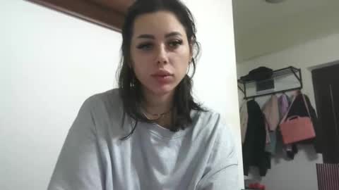 Snapshot of prettyjulliette chatting on 03/07/26, 07:00 prettyjulliette online show from 03/07/26, 07:00
