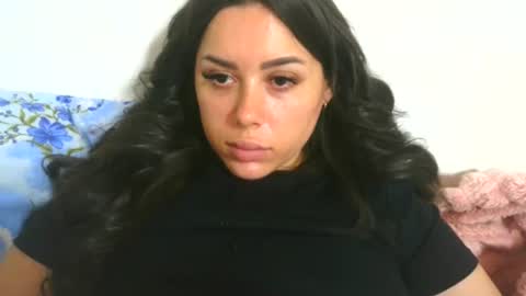 Snapshot of prettyjulliette chatting on 06/24/26, 06:18 prettyjulliette online show from 06/24/26, 06:18