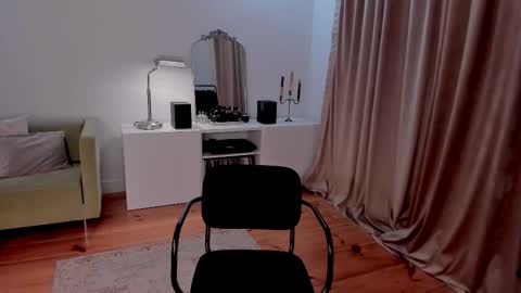 Eva online show from 02/09/25, 05:19