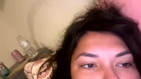 prettylatinamomma01 online show from 04/26/26, 05:10