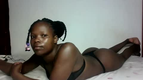 Melly online show from 03/10/25, 12:51
