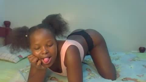 Melly online show from 07/12/26, 12:01
