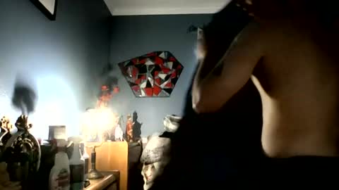 Snapshot of prettymuchafreak387930 chatting on 05/17/26, 07:43 prettymuchafreak387930 online show from 05/17/26, 07:43