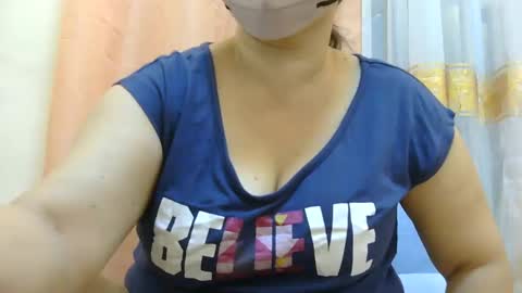 Nhing online show from 10/03/25, 02:58