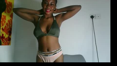 prettypetite09 online show from 09/10/25, 10:10
