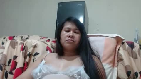 Snapshot of prettypinaylonghair chatting on 06/06/26, 03:28 Gerald and Liezel online show from 06/06/26, 03:28