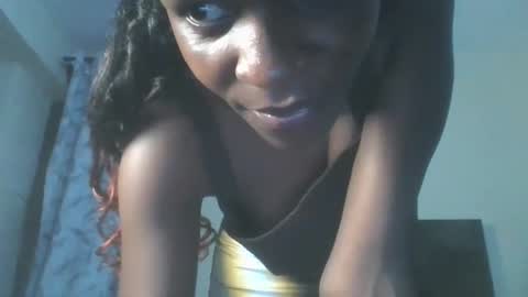 Snapshot of prettypussy_24 chatting on 05/16/26, 11:31 prettypussy_24 online show from 05/16/26, 11:31