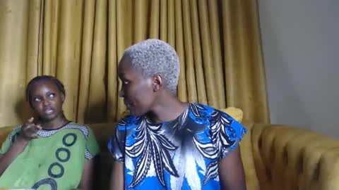 Snapshot of prettyquee chatting on 12/05/24, 03:50 sasha online show from 12/05/24, 03:50