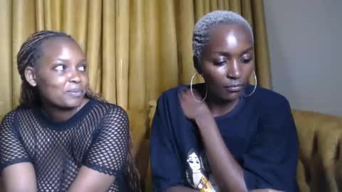 Snapshot of prettyquee chatting on 12/09/24, 11:45 sasha online show from 12/09/24, 11:45