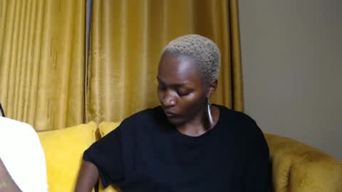 Snapshot of prettyquee chatting on 01/26/25, 10:02 sasha online show from 01/26/25, 10:02