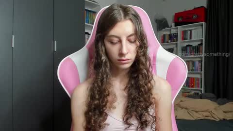 Snapshot of prettysomething chatting on 03/10/26, 04:50 Sophie next stream will be at Monday i will wait you guys online show from 03/10/26, 04:50