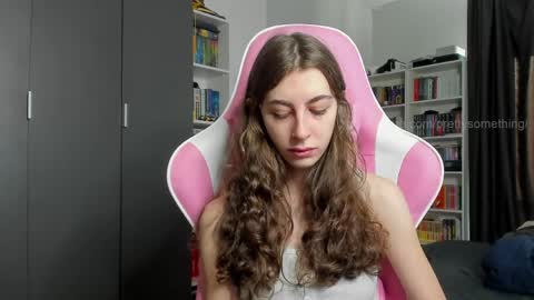 Snapshot of prettysomething chatting on 04/02/26, 06:00 Sophie next stream will be at Monday i will wait you guys online show from 04/02/26, 06:00