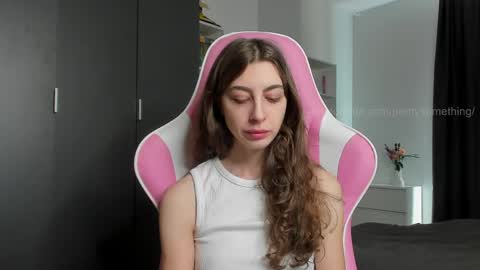 Snapshot of prettysomething chatting on 04/16/26, 07:09 Sophie next stream will be at Monday i will wait you guys online show from 04/16/26, 07:09