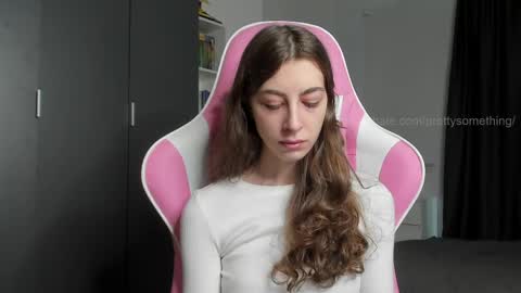 Snapshot of prettysomething chatting on 04/18/26, 07:01 Sophie next stream will be at Monday i will wait you guys online show from 04/18/26, 07:01
