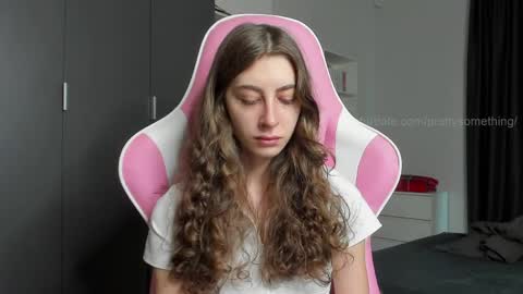 Snapshot of prettysomething chatting on 04/28/26, 07:02 Sophie next stream will be at Monday i will wait you guys online show from 04/28/26, 07:02