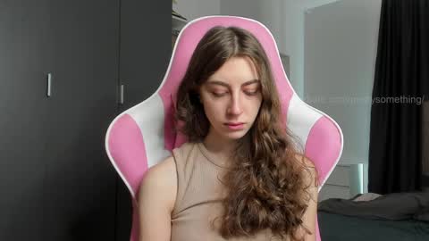 Snapshot of prettysomething chatting on 04/30/26, 06:20 Sophie next stream will be at Monday i will wait you guys online show from 04/30/26, 06:20
