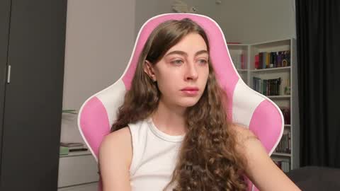 Snapshot of prettysomething chatting on 05/17/26, 07:06 Sophie next stream will be at Monday i will wait you guys online show from 05/17/26, 07:06