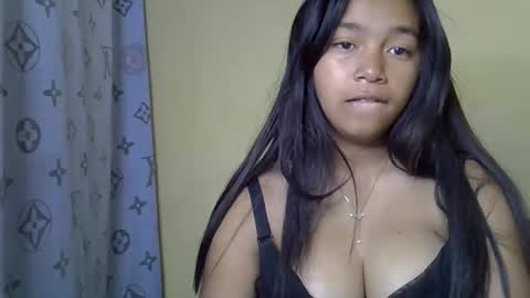 prettyy01 online show from 01/16/26, 06:17