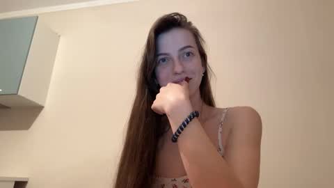 prettyyy_angel online show from 03/19/26, 06:56