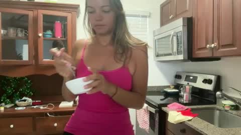 Snapshot of prettyyykittyyy22 chatting on 05/16/26, 03:22 prettyyykittyyy22 online show from 05/16/26, 03:22