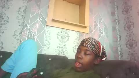 prettyzuzu online show from 09/15/25, 05:07