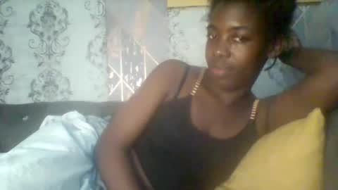 Snapshot of prettyzuzu chatting on 09/16/25, 09:16 prettyzuzu online show from 09/16/25, 09:16