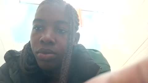 Snapshot of prettyzuzu chatting on 10/15/25, 09:31 prettyzuzu online show from 10/15/25, 09:31