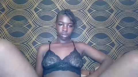 Snapshot of prettyzuzu chatting on 11/09/25, 06:33 prettyzuzu online show from 11/09/25, 06:33