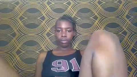 Snapshot of prettyzuzu chatting on 11/11/25, 11:32 prettyzuzu online show from 11/11/25, 11:32