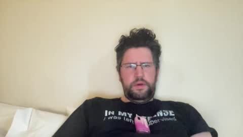 Snapshot of previewh chatting on 05/19/26, 06:47 PreviewH online show from 05/19/26, 06:47