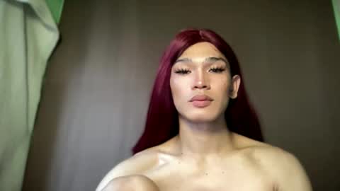 Snapshot of pricelessbeautyxxx chatting on 12/14/25, 06:30 TINA online show from 12/14/25, 06:30