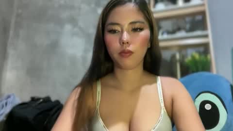 Snapshot of pricelessbeautyxxx chatting on 06/10/26, 06:07 TINA online show from 06/10/26, 06:07