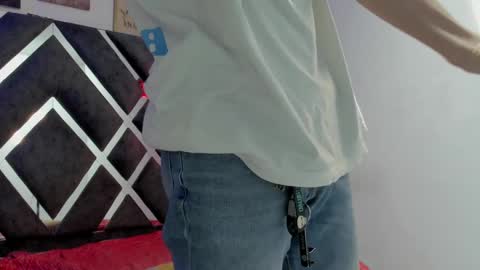 prince_arthur77 online show from 01/03/25, 01:03