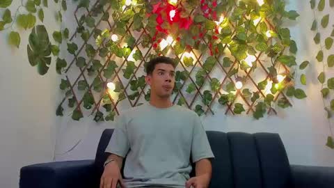 prince_arthur77 online show from 01/05/25, 12:53